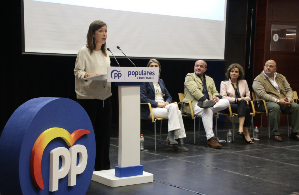 Sonia Esplugas presenta su candidatura a la alcaldía de L’Hospitalet 